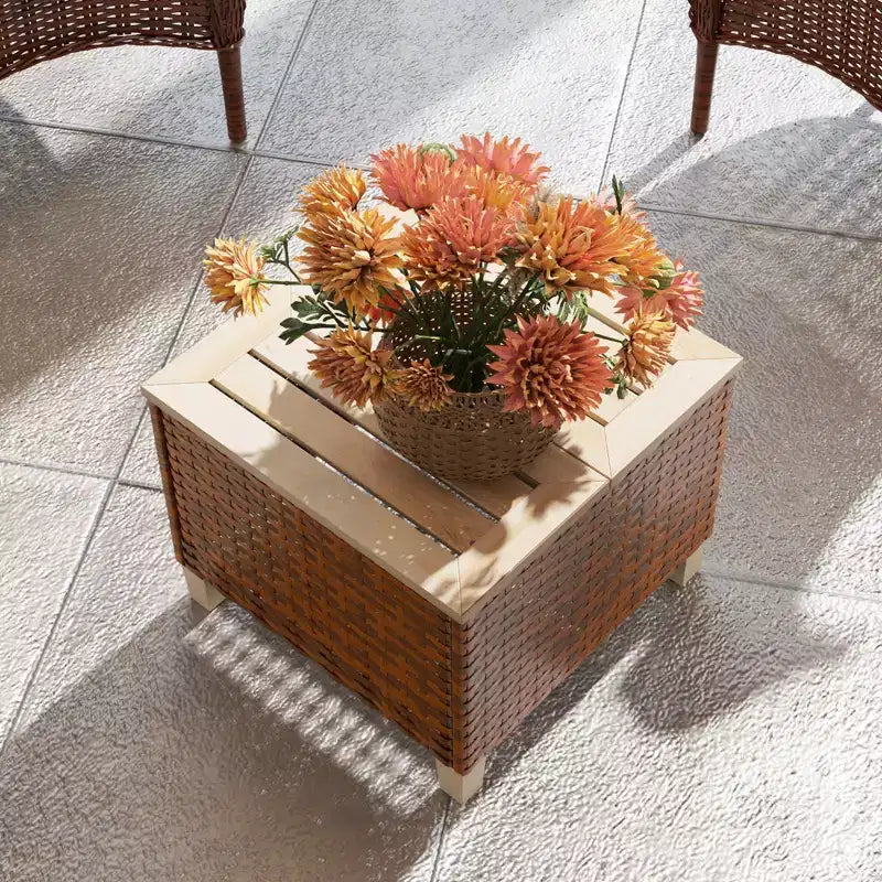 Tavolino da esterno in rattan PE con piano in legno di abete e telaio in acciaio