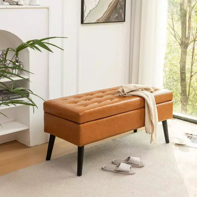 Panca contenitore rettangolare con gambe in legno e rivestimento in pelle sintetica