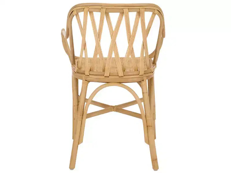 Poltroncina con accenti in rattan e schienale intrecciato naturale